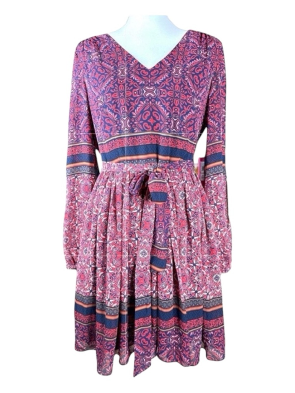 VINCE CAMUTO Mini Dress in Red and Blue Print, Size 12.